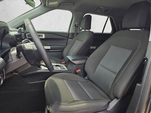 Certified 2023 Ford Explorer XLT RWD image 15