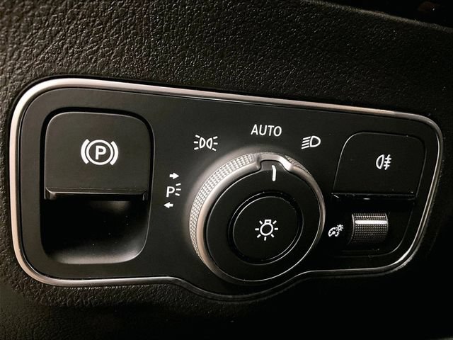 Used 2023 Mercedes-Benz GLA 250 image 30