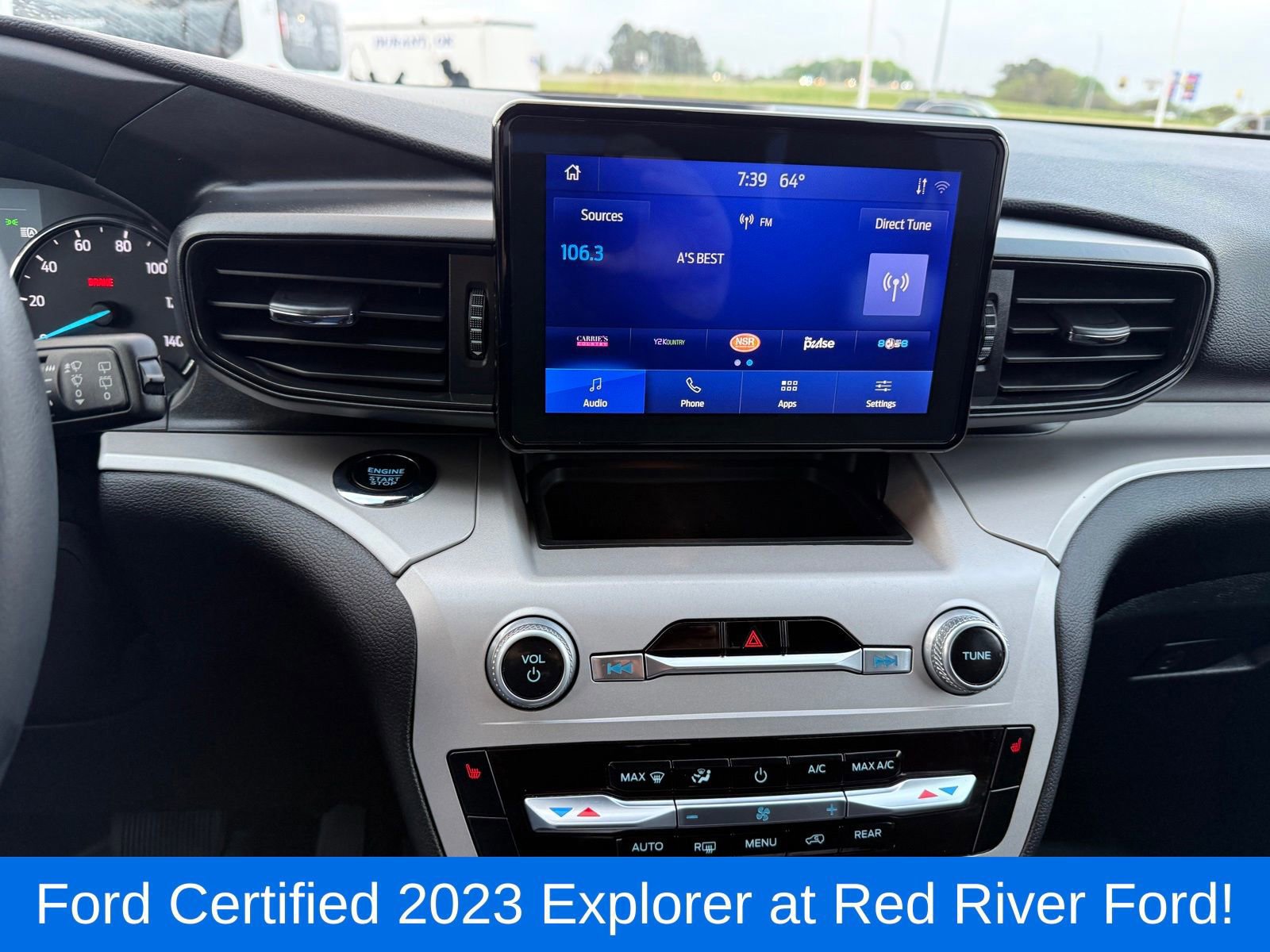 Certified 2023 Ford Explorer XLT image 15
