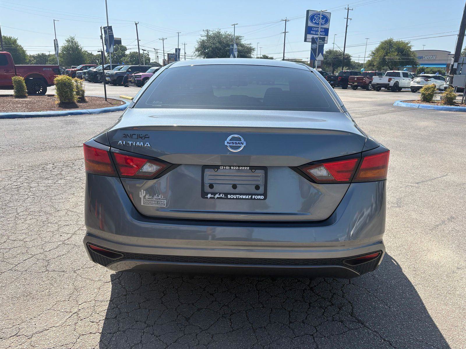 Used 2022 Nissan Altima 2.5 S FWD image 6