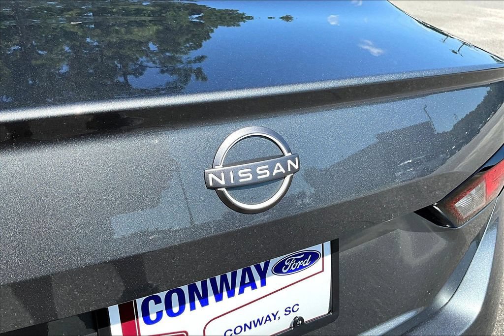 Used 2025 Nissan Altima 2.5 SV FWD image 26