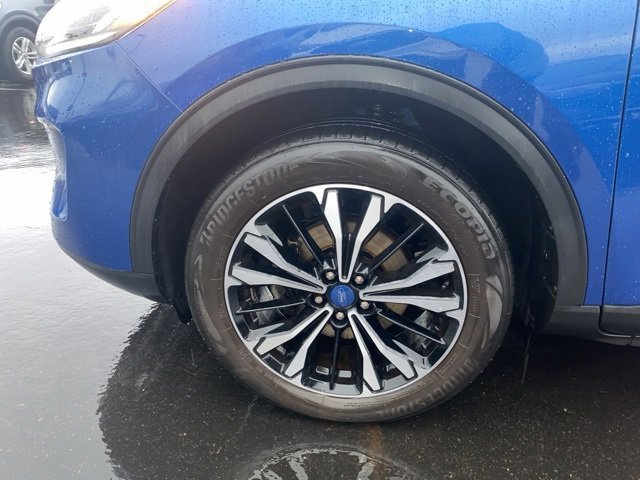 Certified 2022 Ford Escape SE w/ SE Sport Appearance Package image 9