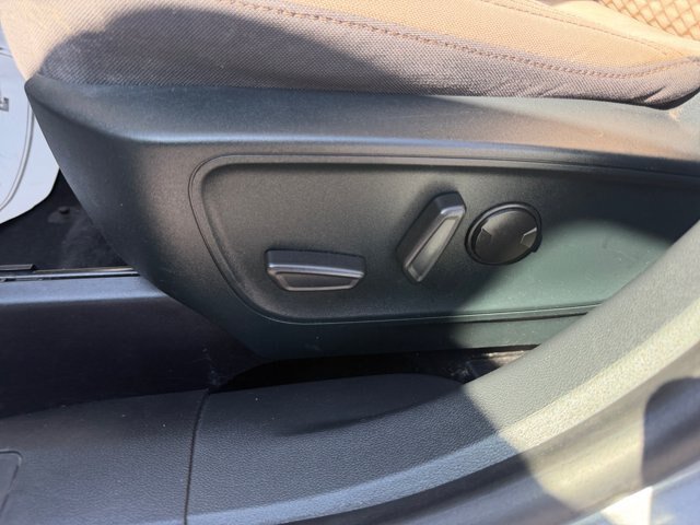 Certified 2020 Ford Escape SE AWD/4WD image 31