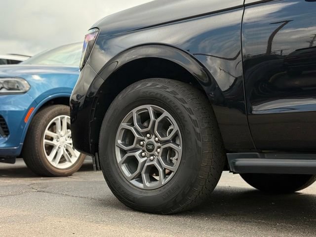Certified 2025 Ford Expedition Active AWD/4WD image 43