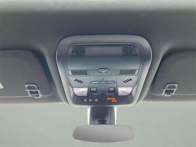 Used 2020 Cadillac XT6 Premium Luxury image 17