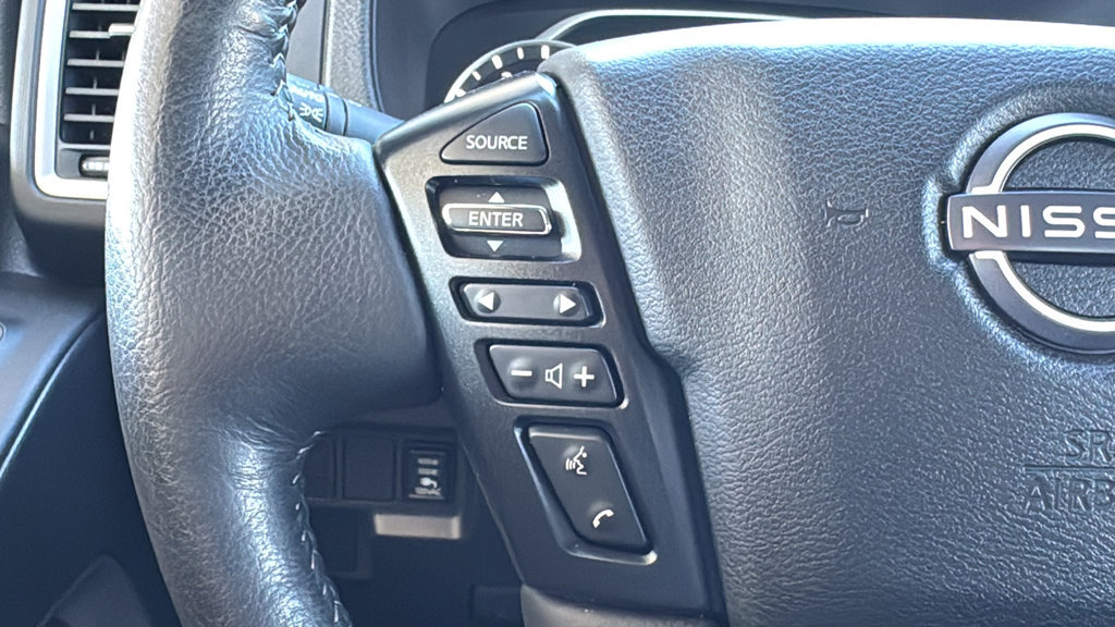 Used 2024 Nissan Frontier SV w/ SV Convenience Package RWD image 12