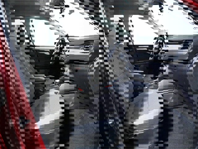 Certified 2022 Ford Escape SE w/ Cold Weather Package image 10