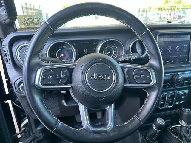Used 2018 Jeep Wrangler Unlimited Sahara AWD/4WD image 15