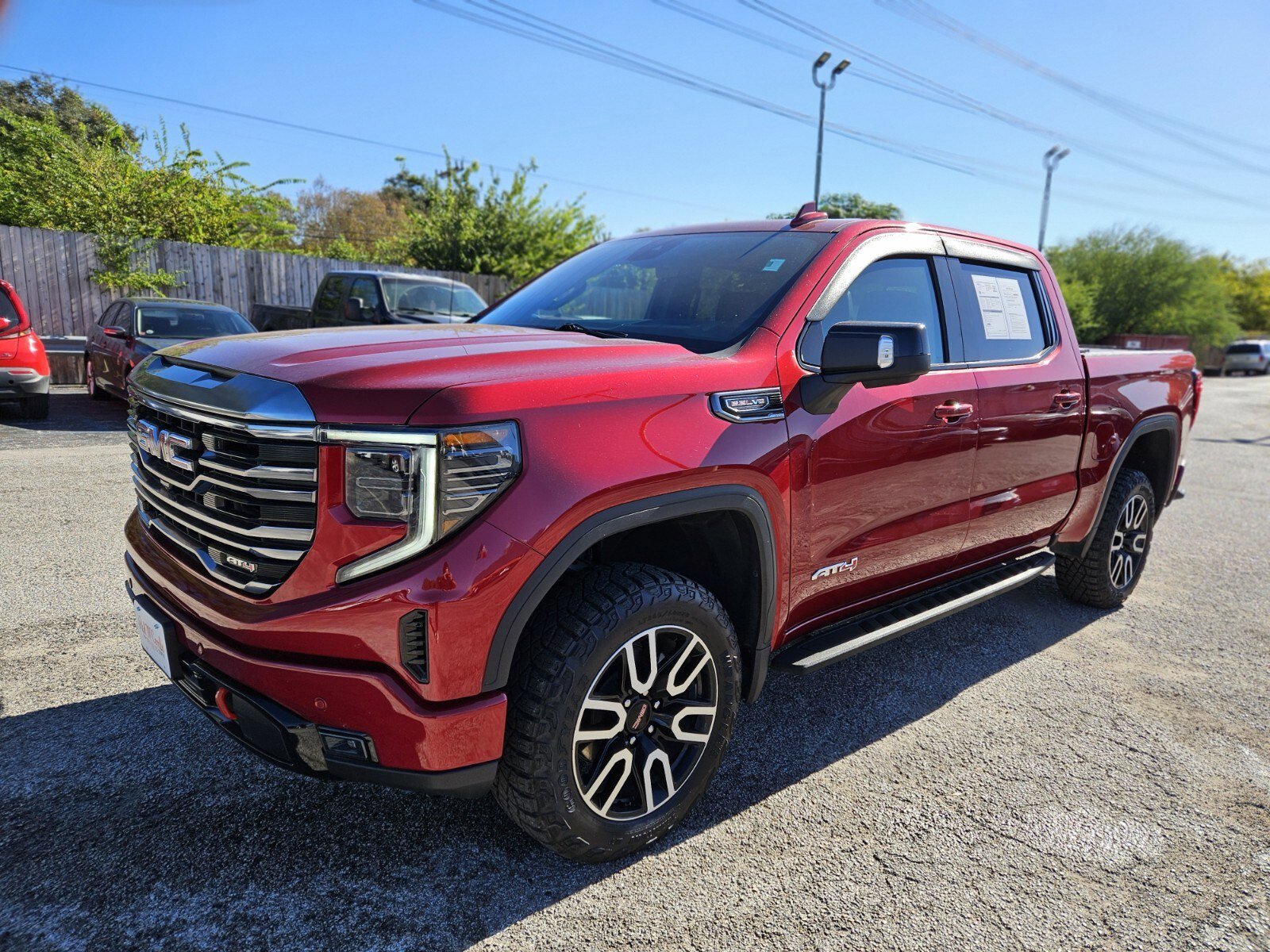 Used 2024 GMC Sierra 1500 AT4 w/ Technology Package image 7