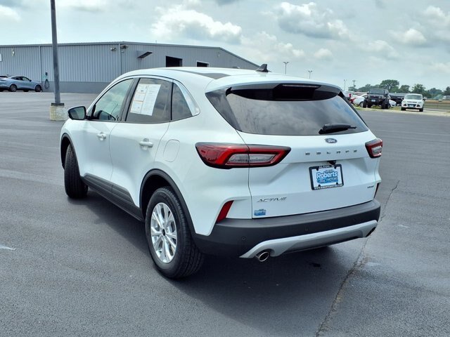 Certified 2023 Ford Escape Active w/ Tech Pack #2 AWD/4WD image 3