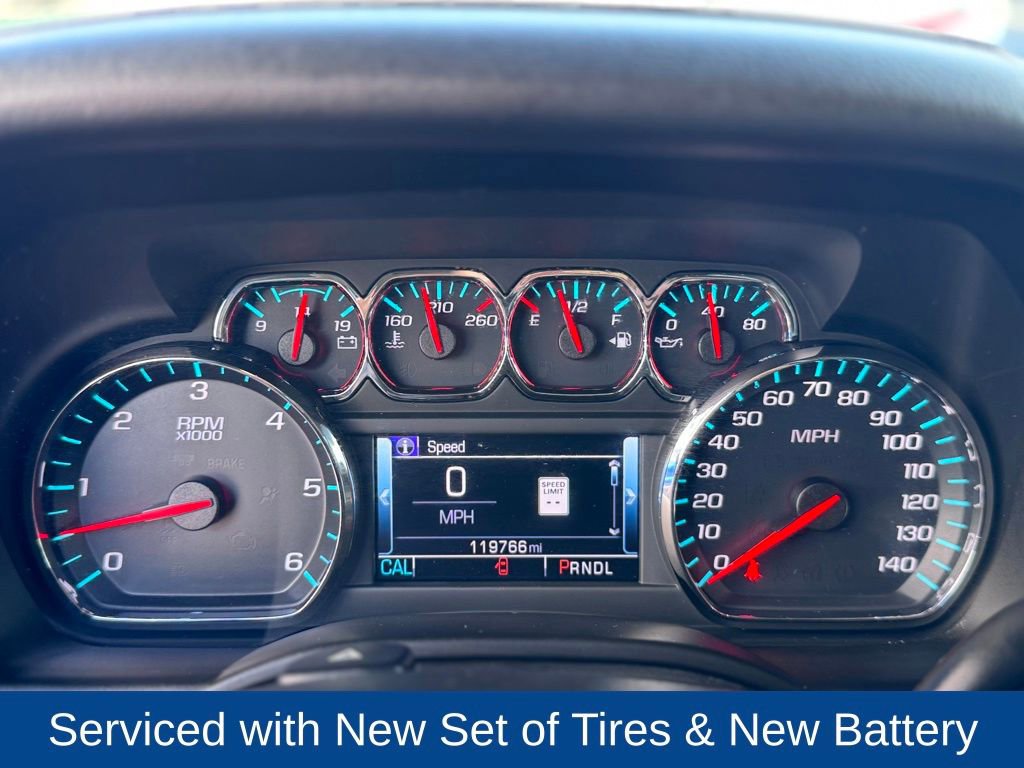 Used 2017 Chevrolet Suburban LT image 15