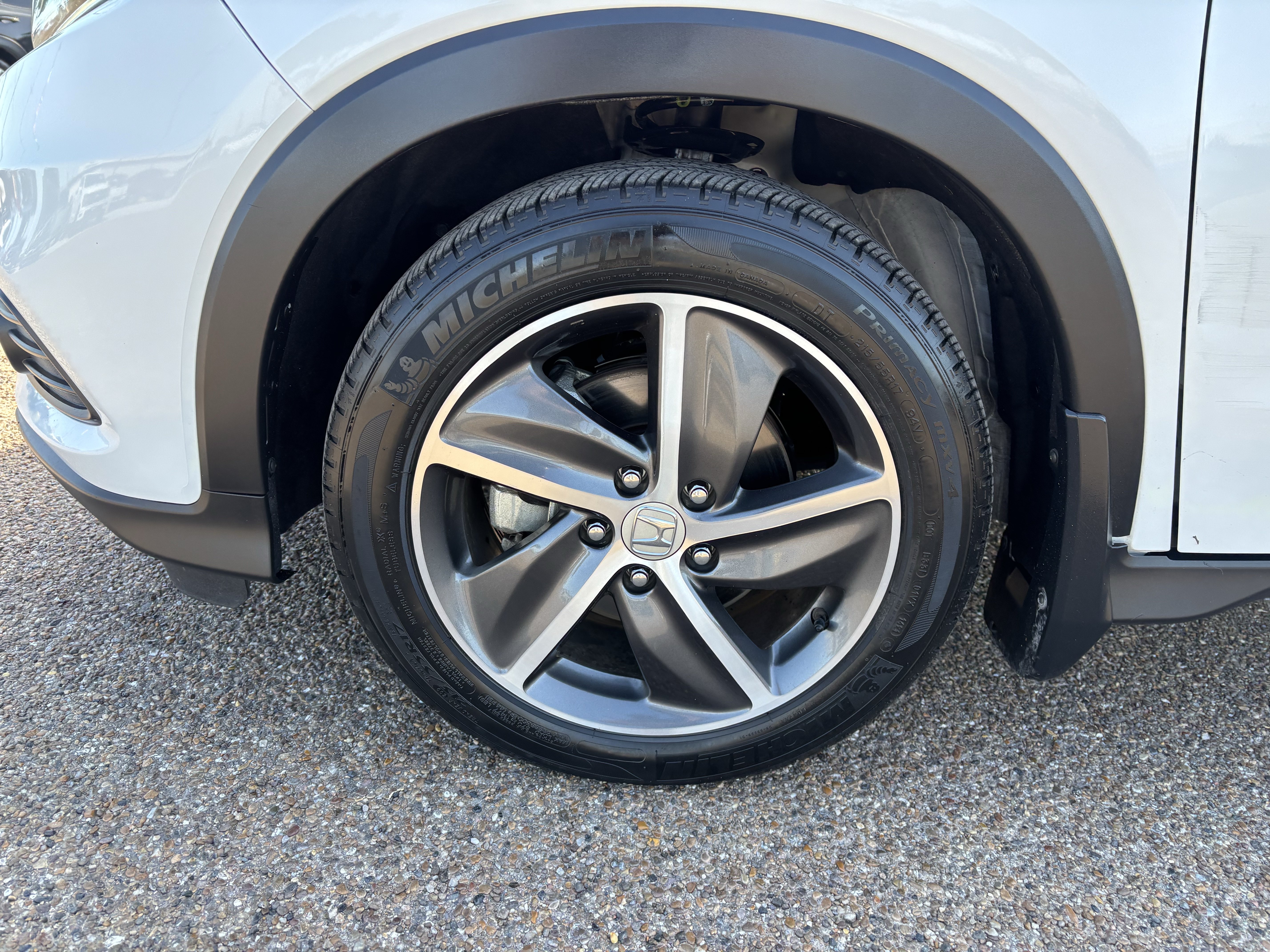 Used 2022 Honda HR-V EX-L image 8