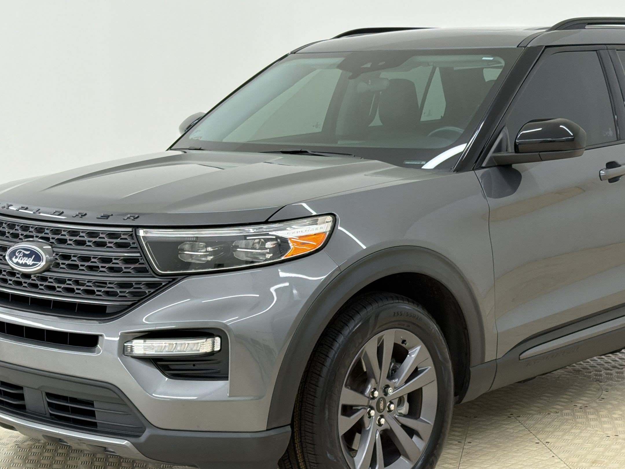 Certified 2023 Ford Explorer XLT w/ Equipment Group 202A RWD image 25