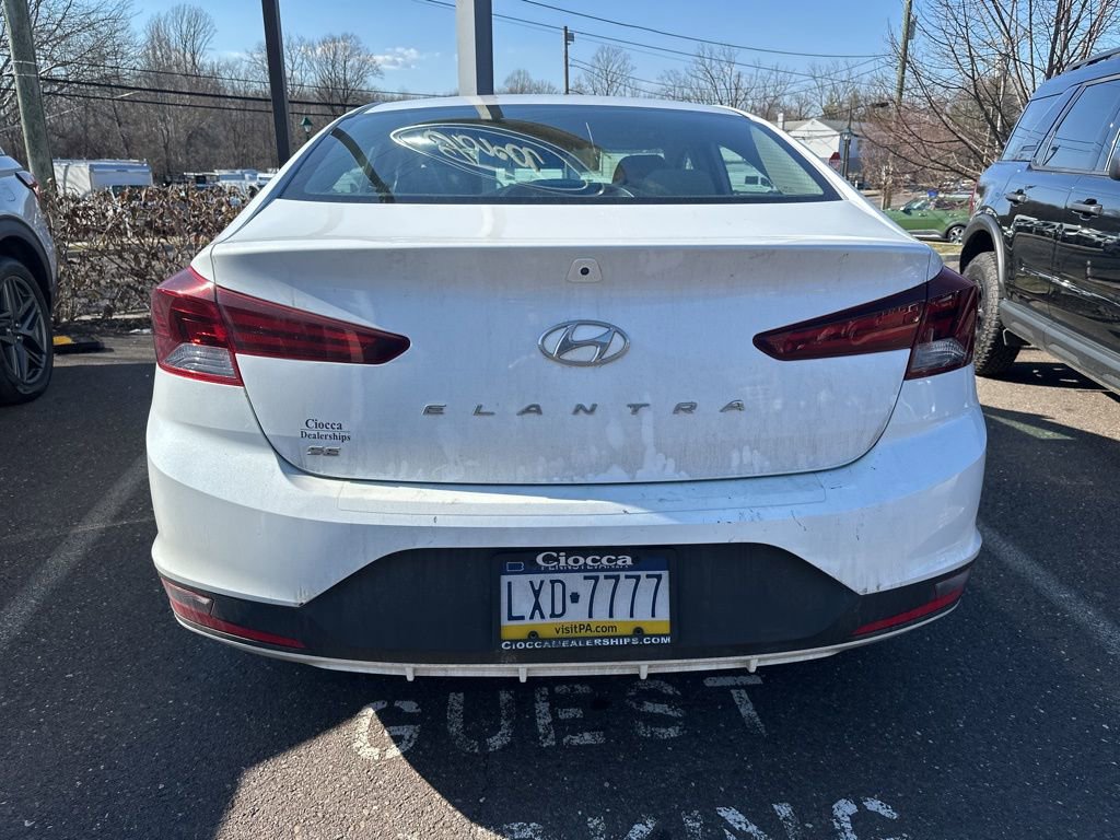 Used 2020 Hyundai Elantra SE w/ Convenience Package (C2) image 4