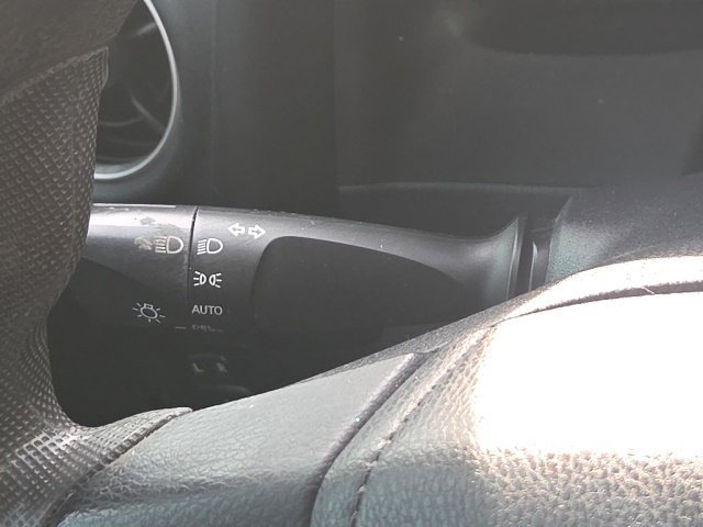 Used 2019 Toyota Corolla LE FWD image 34