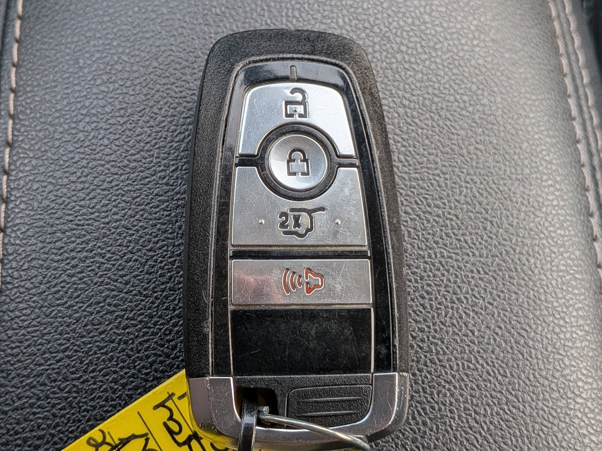 Certified 2025 Ford Escape Active FWD image 29