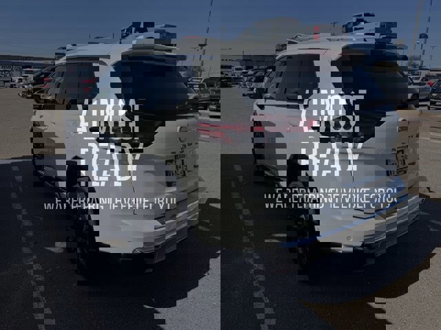 Used 2024 Nissan Rogue Platinum image 3