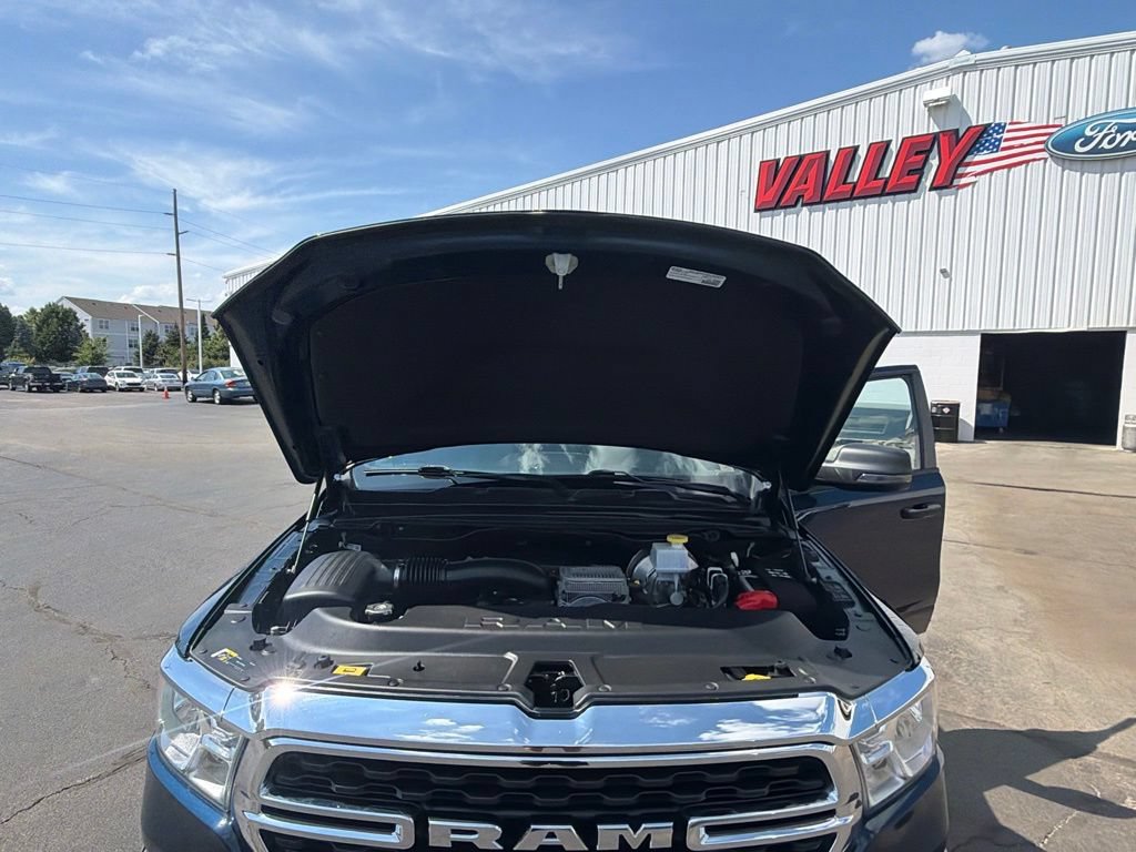 Used 2023 RAM 1500 Big Horn AWD/4WD image 37