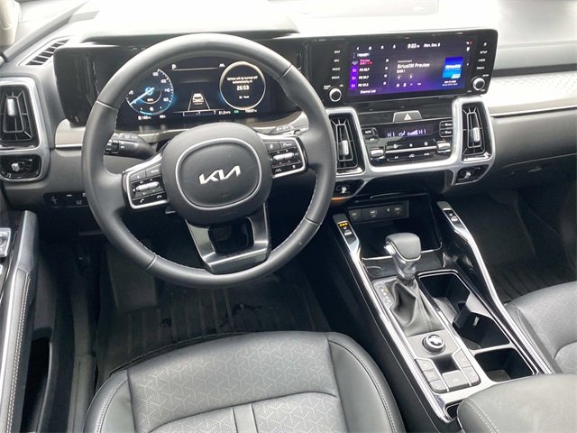 Used 2023 Kia Sorento SX image 15