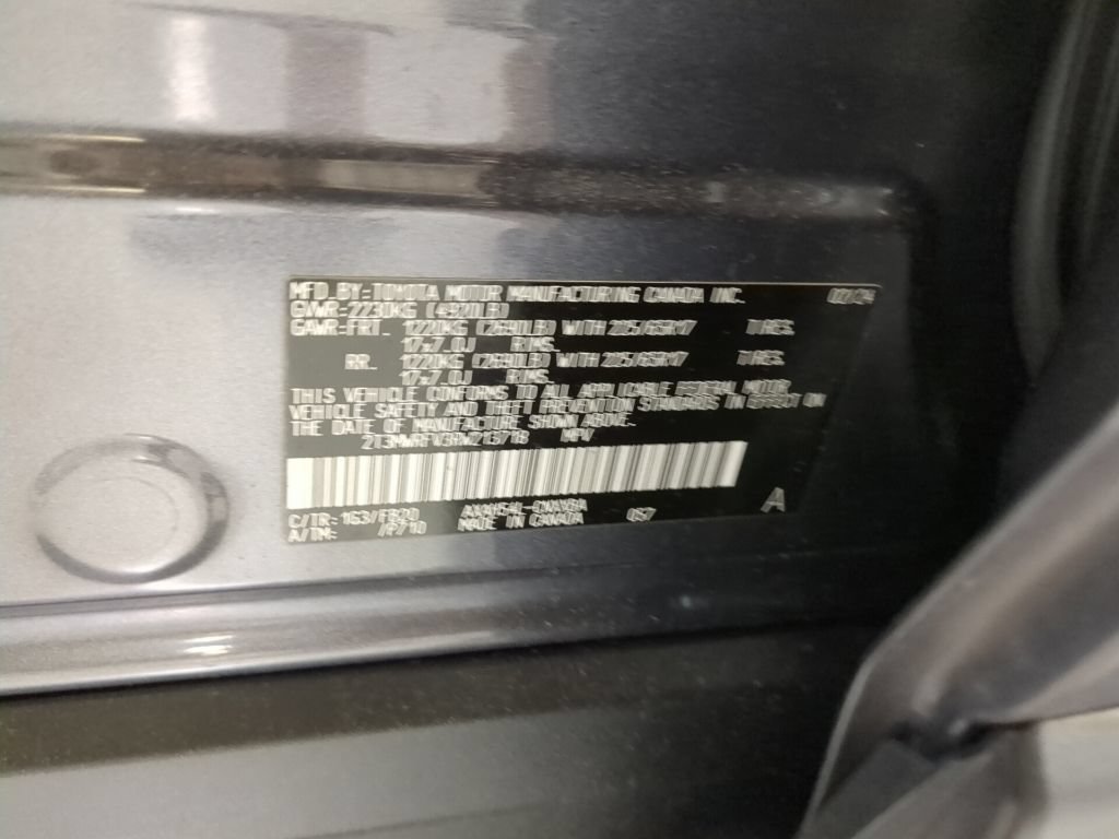 Used 2024 Toyota RAV4 LE AWD/4WD image 16
