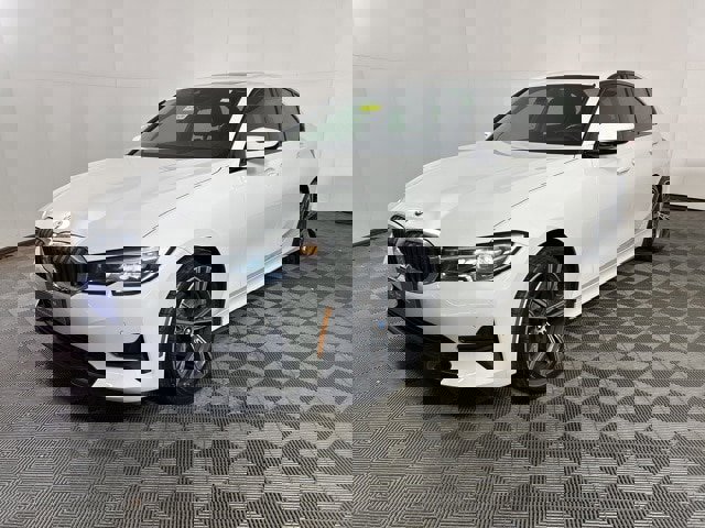 Used 2019 BMW 330i xDrive Sedan image 3