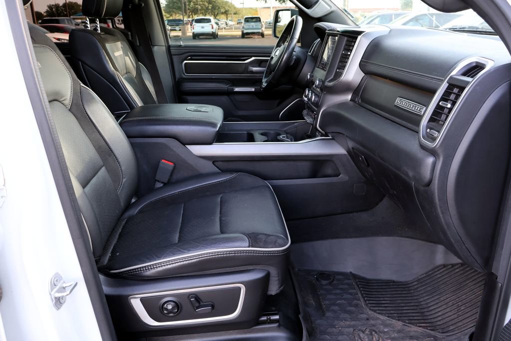 Used 2020 RAM 1500 Laramie AWD/4WD image 25