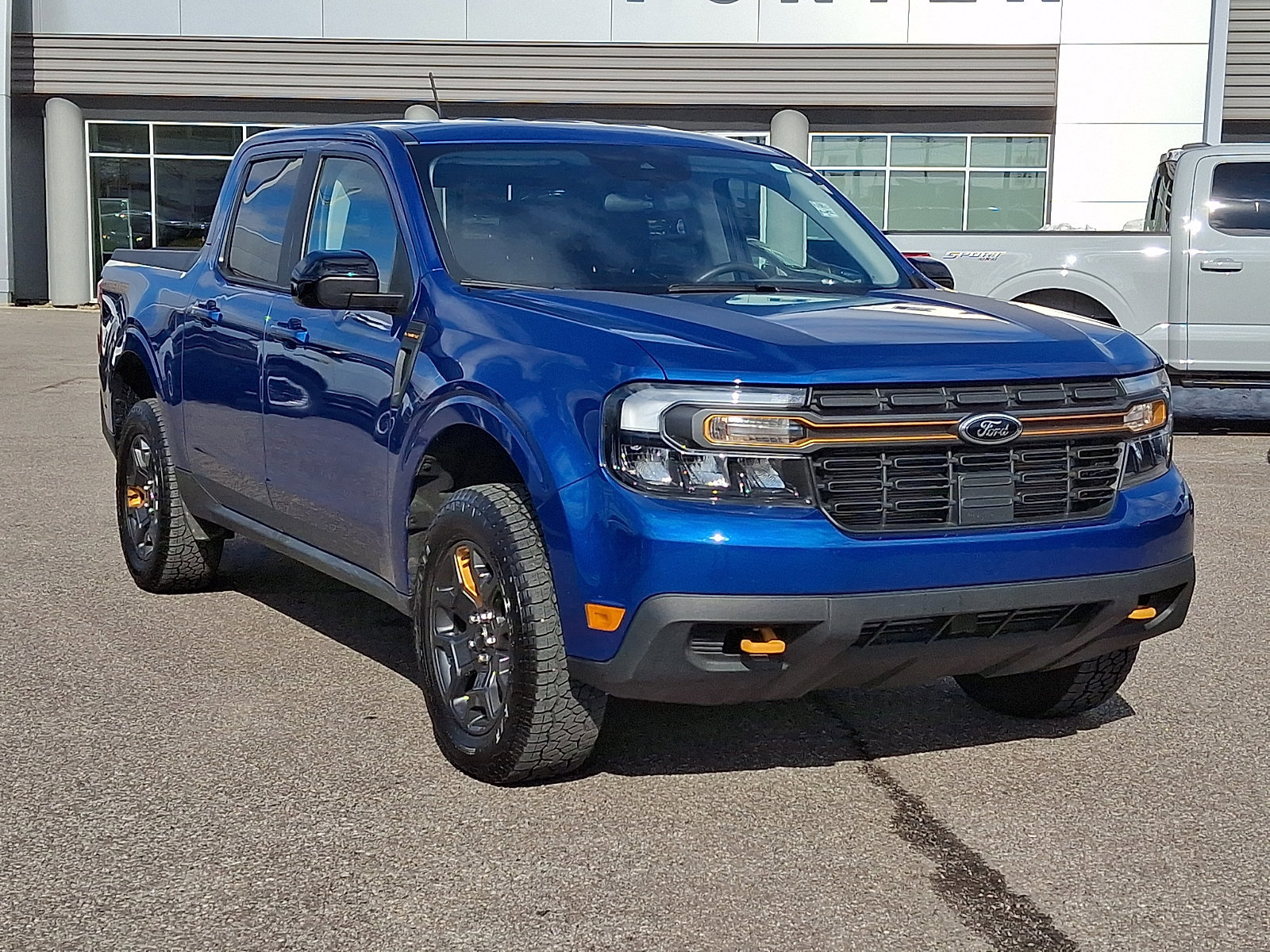 Certified 2024 Ford Maverick Tremor w/ Tremor Off-Road Package image 11