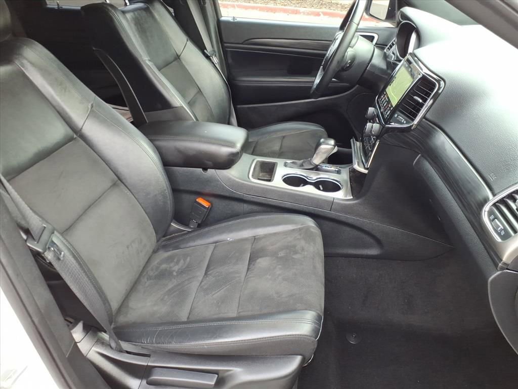 Used 2022 Jeep Grand Cherokee Laredo X image 6