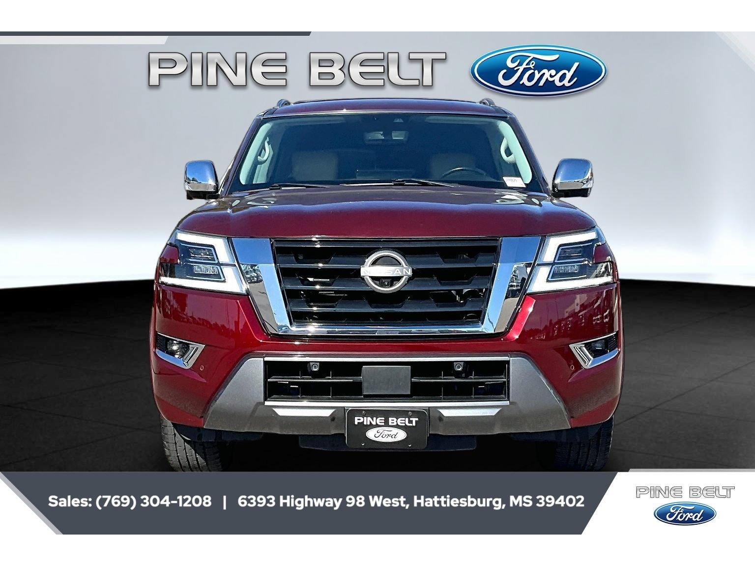 Used 2021 Nissan Armada Platinum w/ Captain's Chairs Package RWD image 3