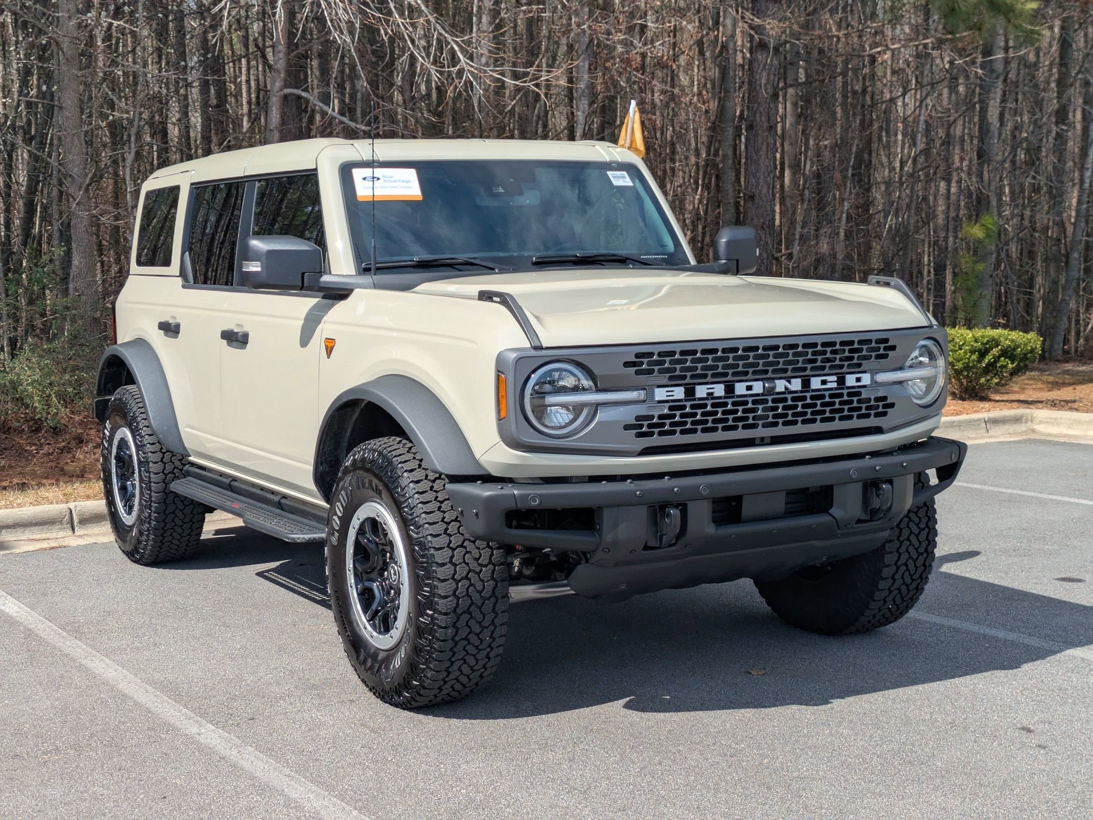 Certified 2025 Ford Bronco Badlands image 6