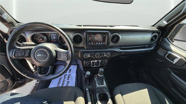 Used 2018 Jeep Wrangler Unlimited Sport S AWD/4WD image 11