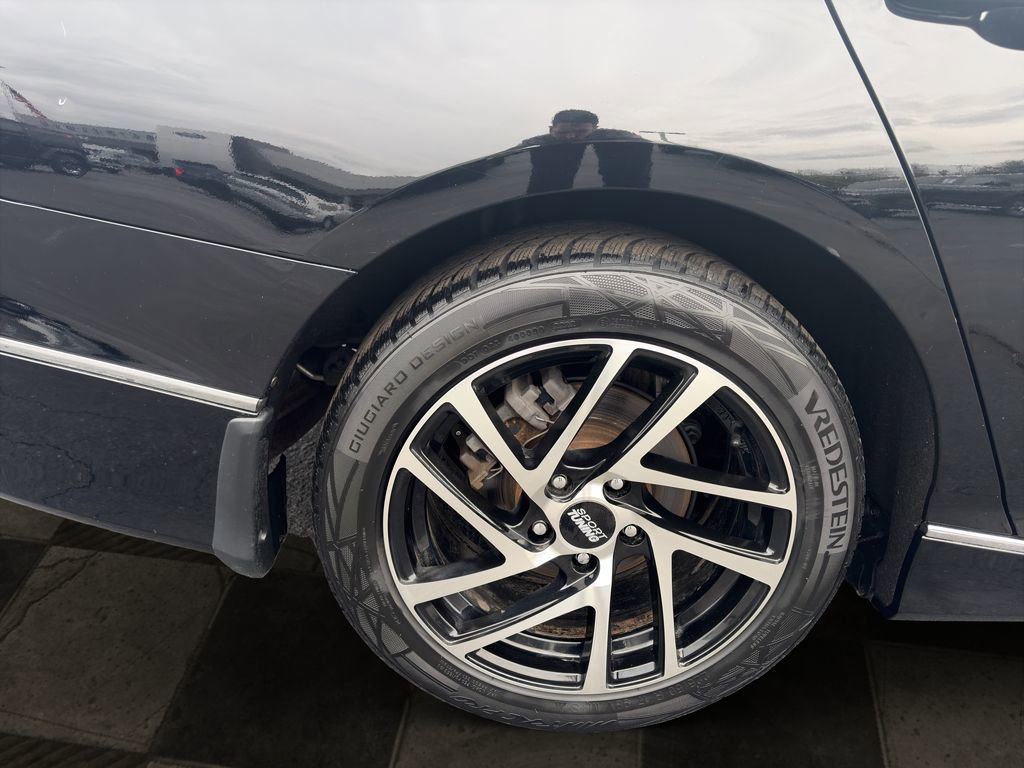 Used 2022 Honda Accord EX-L image 8