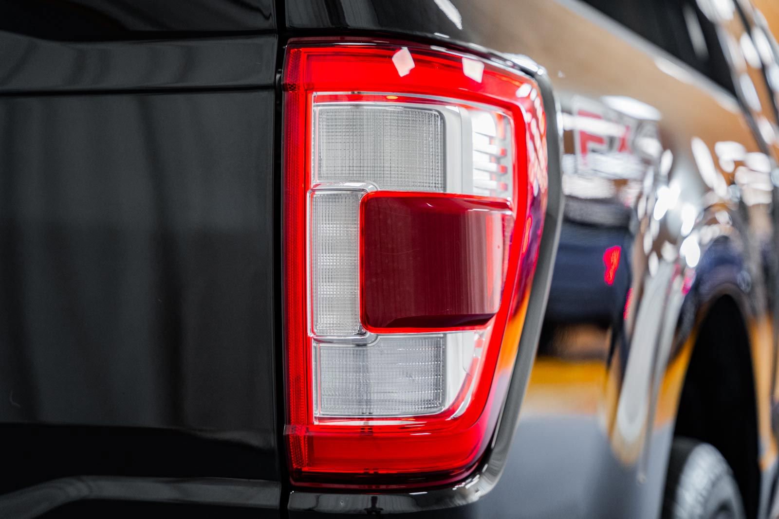 Certified 2021 Ford F150 Lariat w/ Equipment Group 502A High image 22