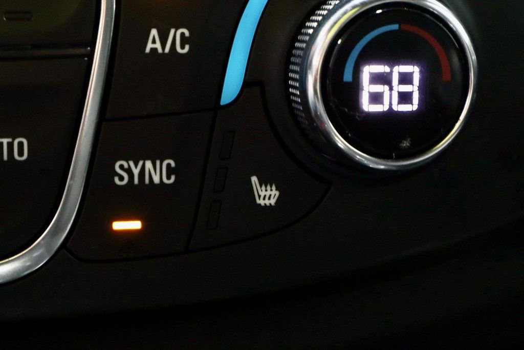 Used 2023 Chevrolet Traverse LT w/ LPO, Floor Liner Package image 11