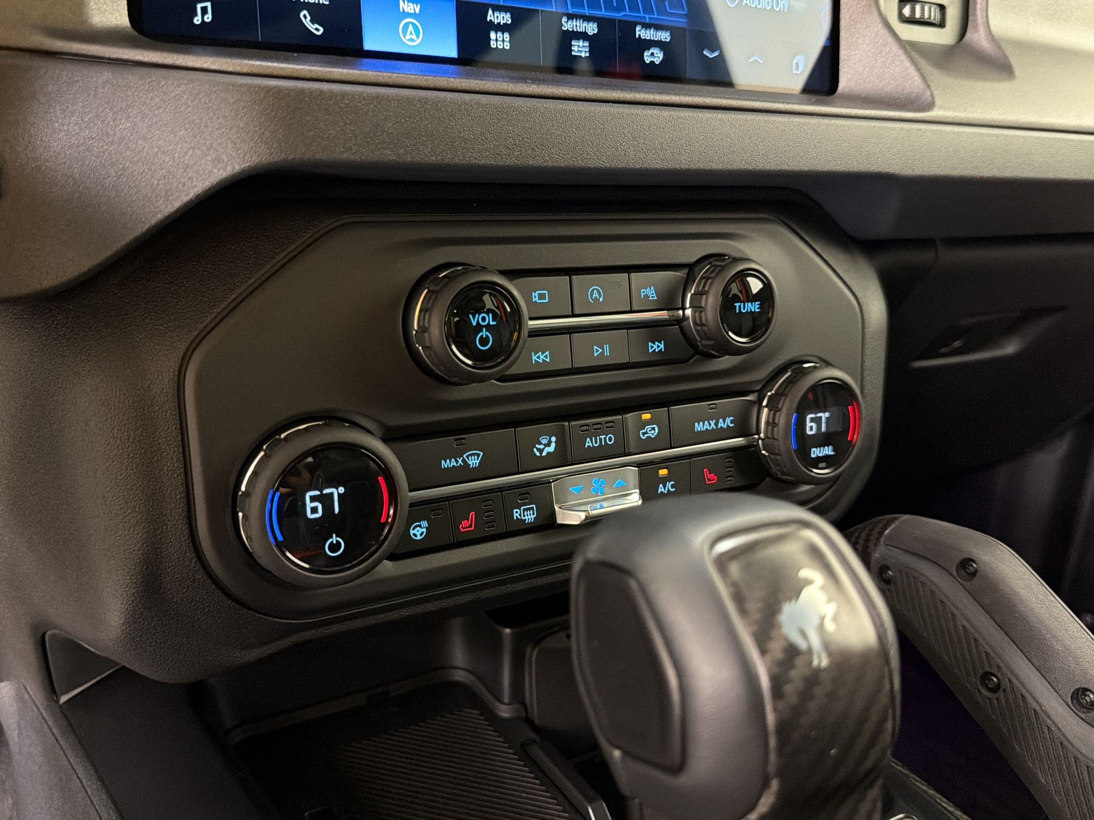 Certified 2025 Ford Bronco Raptor w/ Interior Carbon Fiber Pack AWD/4WD image 21