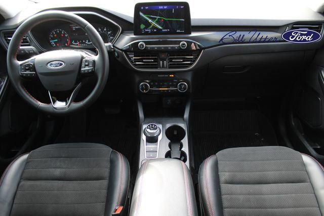 Certified 2022 Ford Escape SEL w/ SEL Stealth AWD Package image 13