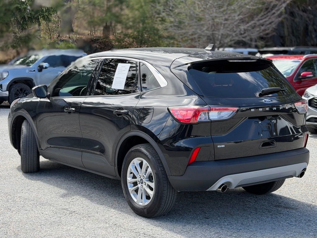Certified 2022 Ford Escape SE w/ Convenience Package AWD/4WD image 3