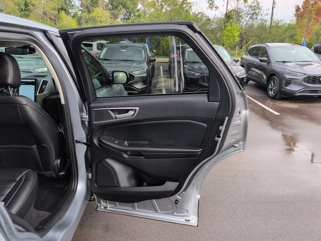 Certified 2024 Ford Edge SEL w/ Convenience Package AWD/4WD image 16