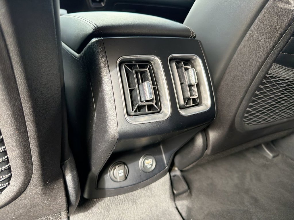 Used 2022 Kia Sorento S FWD image 25