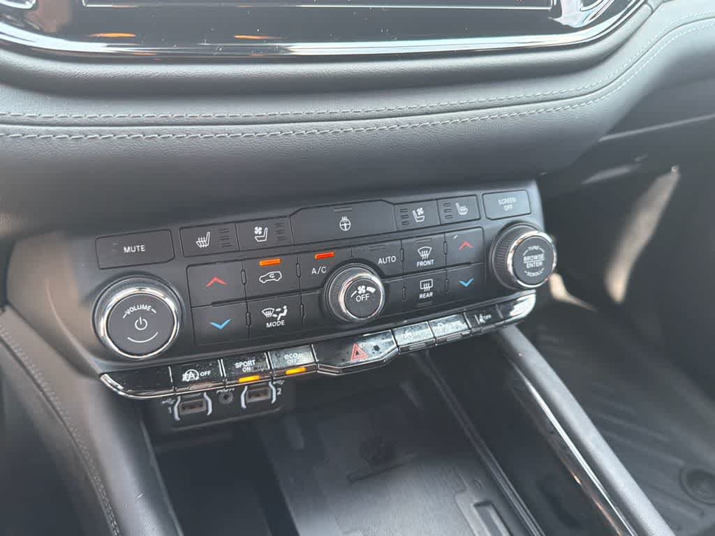Used 2021 Dodge Durango Citadel RWD image 29