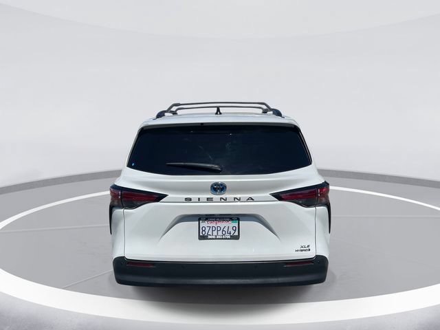Used 2022 Toyota Sienna XLE w/ XLE Plus Package FWD image 6