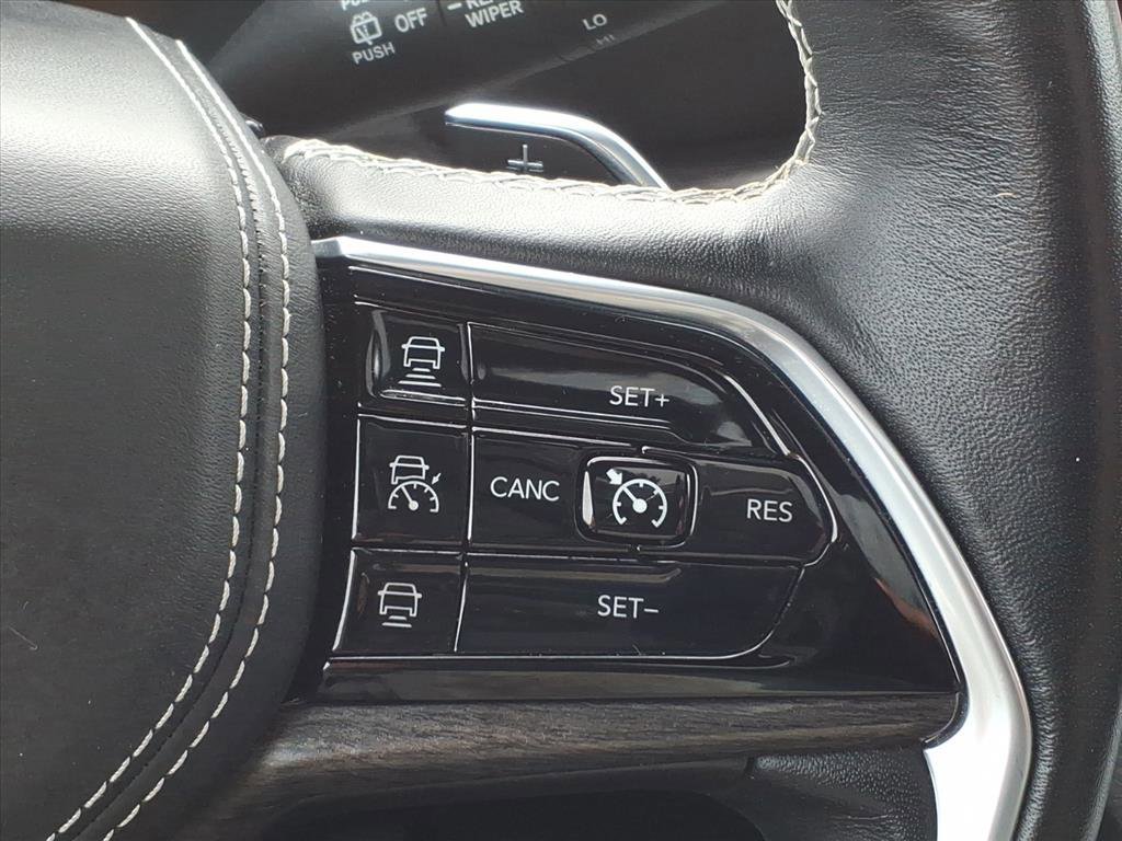 Used 2021 Jeep Grand Cherokee L Overland w/ Luxury Tech Group IV image 24