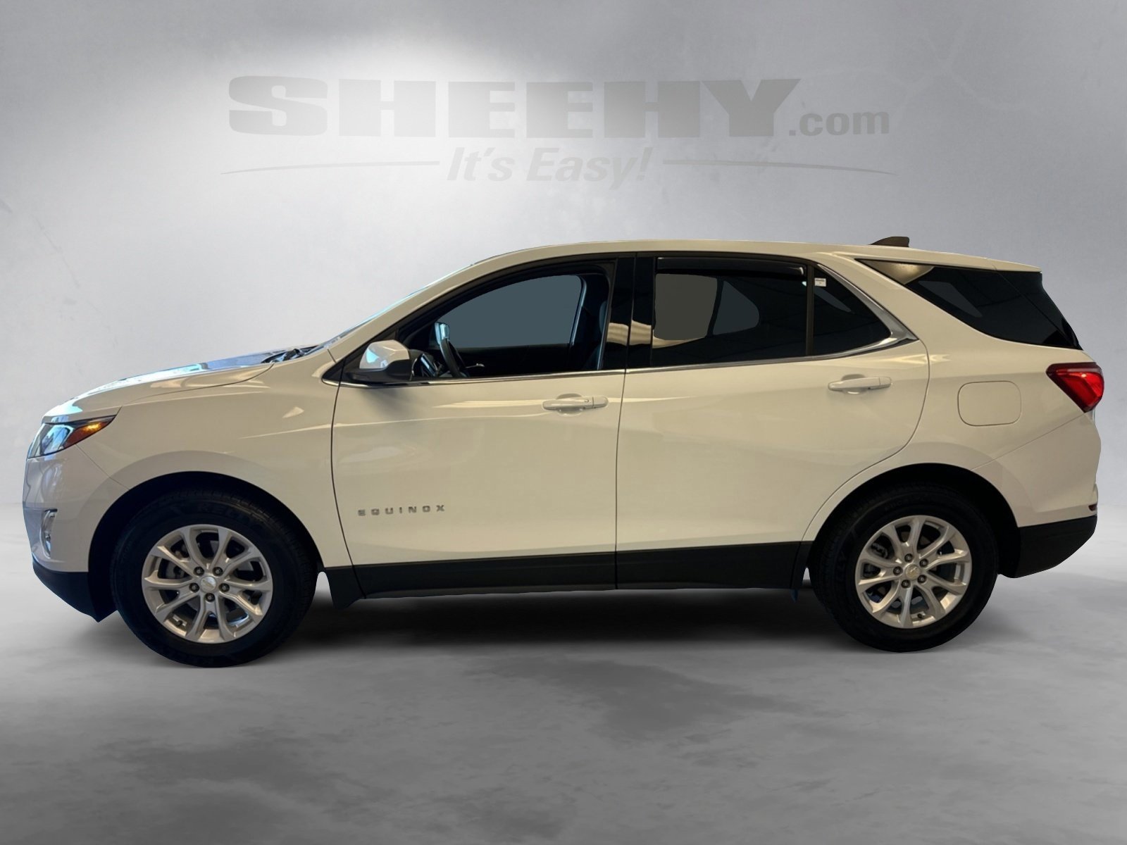 Used 2020 Chevrolet Equinox LT image 2