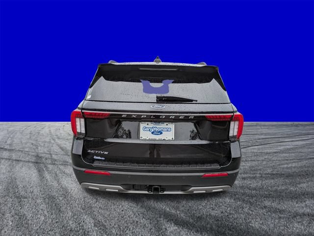 Certified 2026 Ford Explorer Active w/ Active Comfort Package RWD image 5