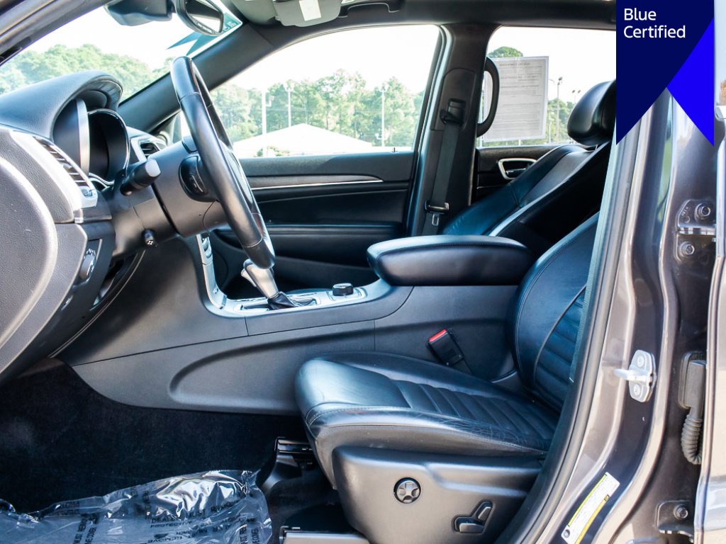 Used 2018 Jeep Grand Cherokee Limited AWD/4WD image 18
