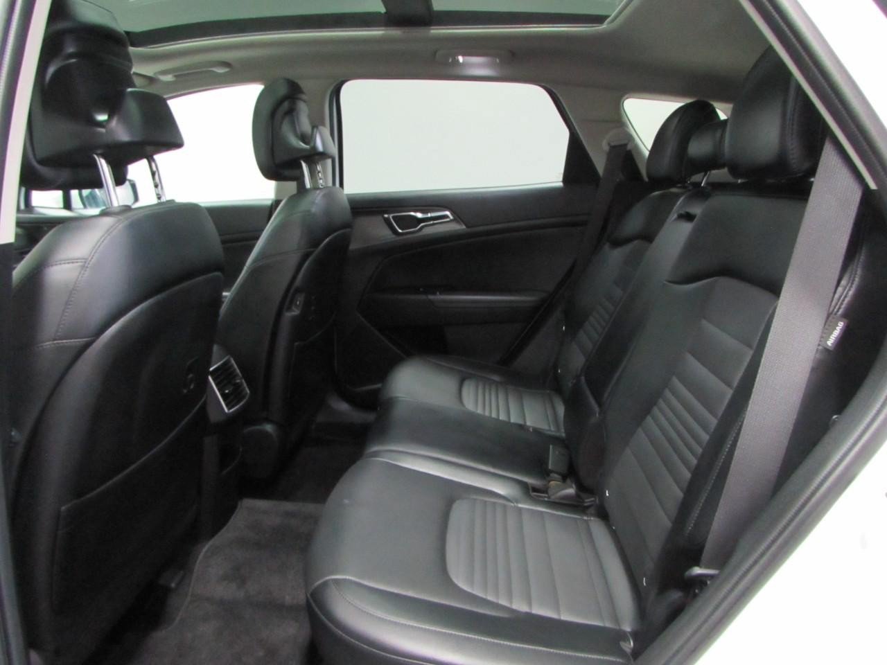Used 2024 Kia Sportage SX AWD/4WD image 15