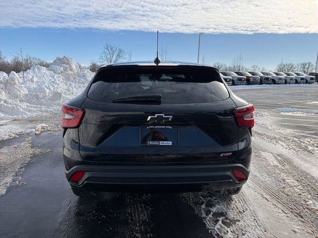 Used 2024 Chevrolet Trax RS image 3