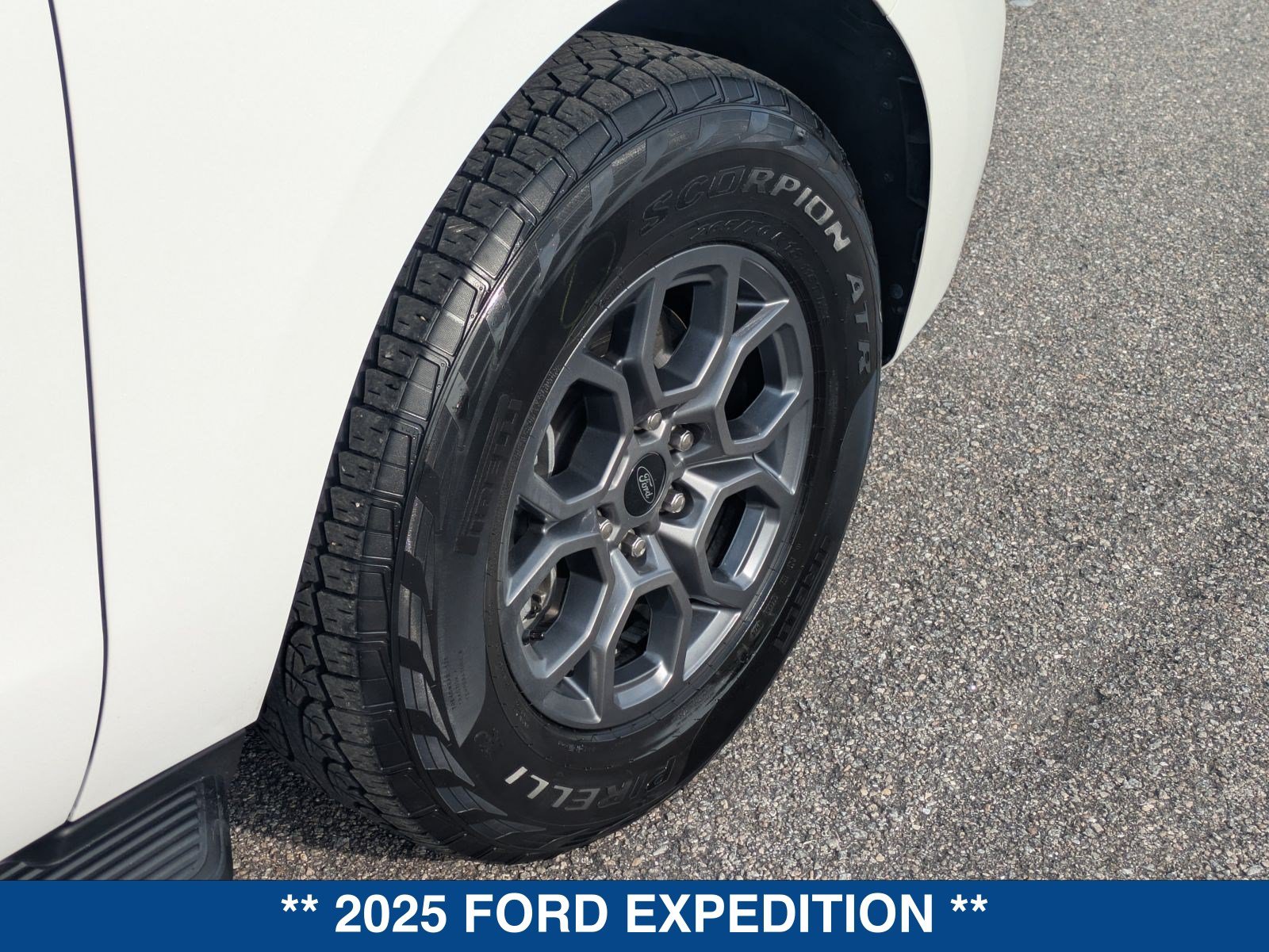 Certified 2025 Ford Expedition Active RWD image 13