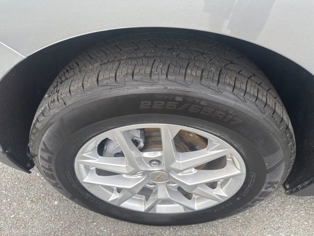 Used 2024 Chevrolet Equinox LT AWD/4WD image 13