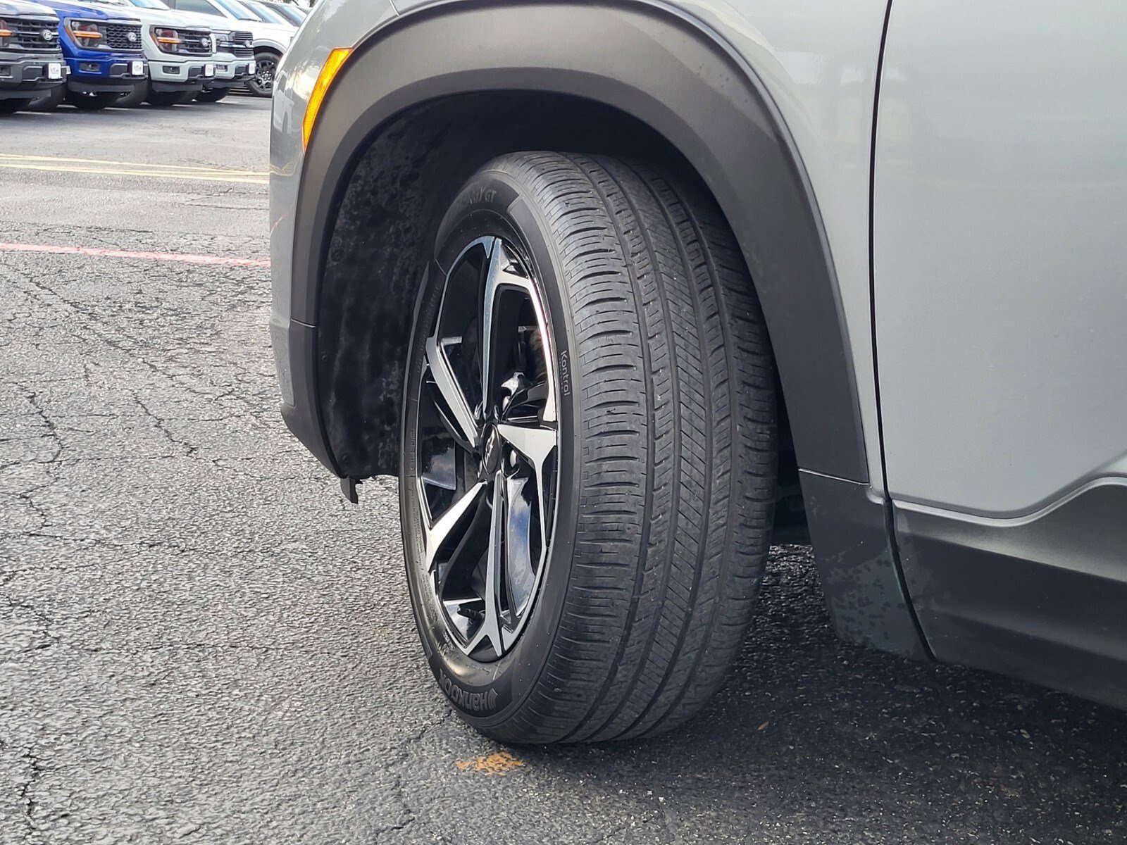 Used 2023 Chevrolet TrailBlazer RS w/ Convenience Package FWD image 33